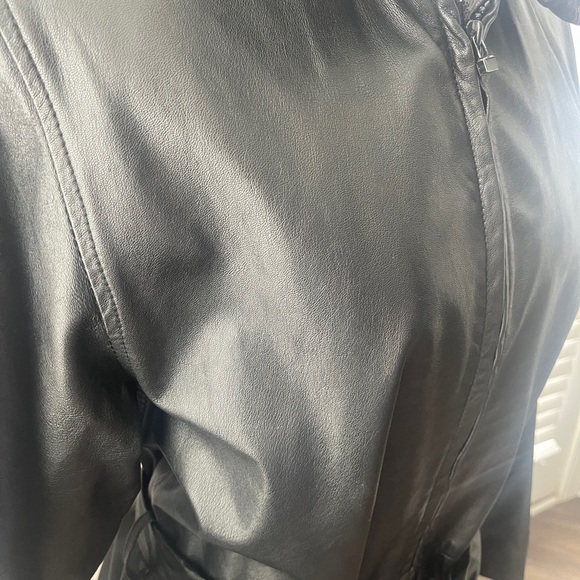 Brisa Collection Women's Black Leather Coat with Faux Fur Collar - Picture 3 of 12